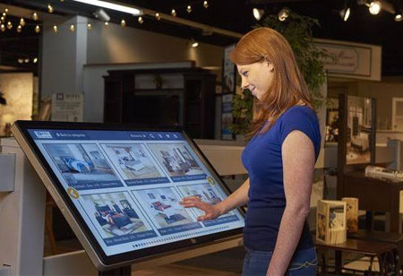 How Can Self-Serve Kiosks Help Retailers Gain Customer Experience?